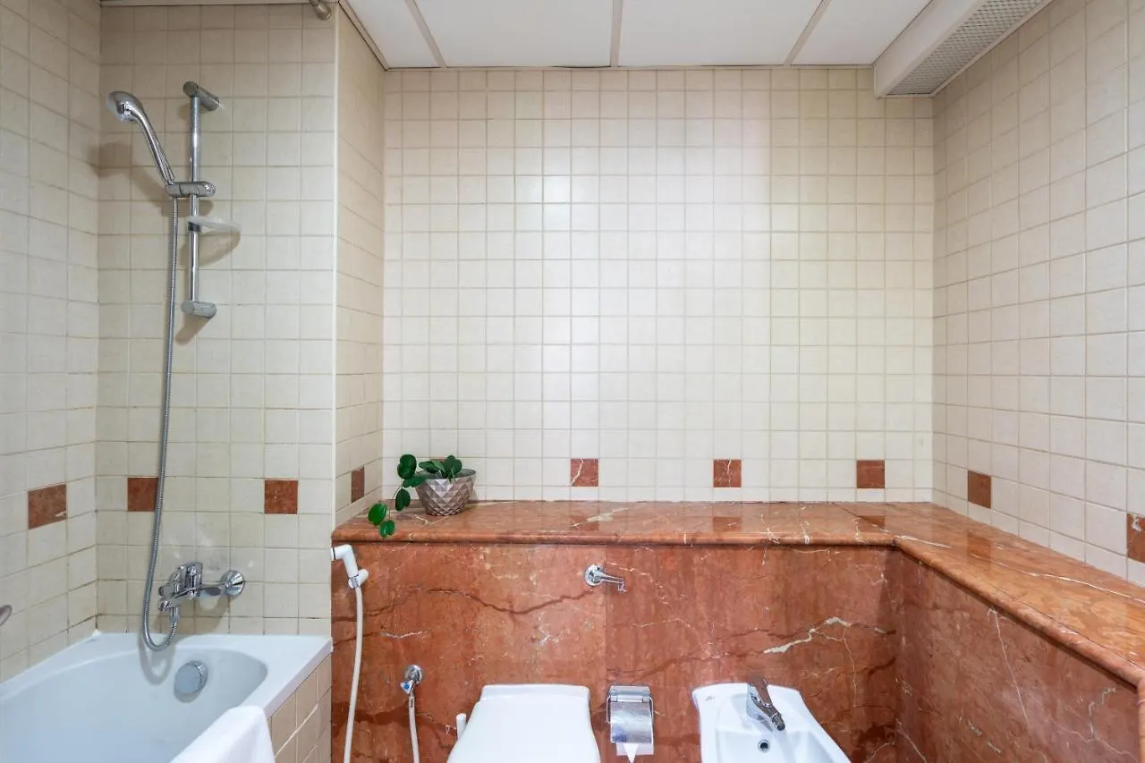 Higuests - Large Apt In The Heart Of Deira Near Clocktower Dubai