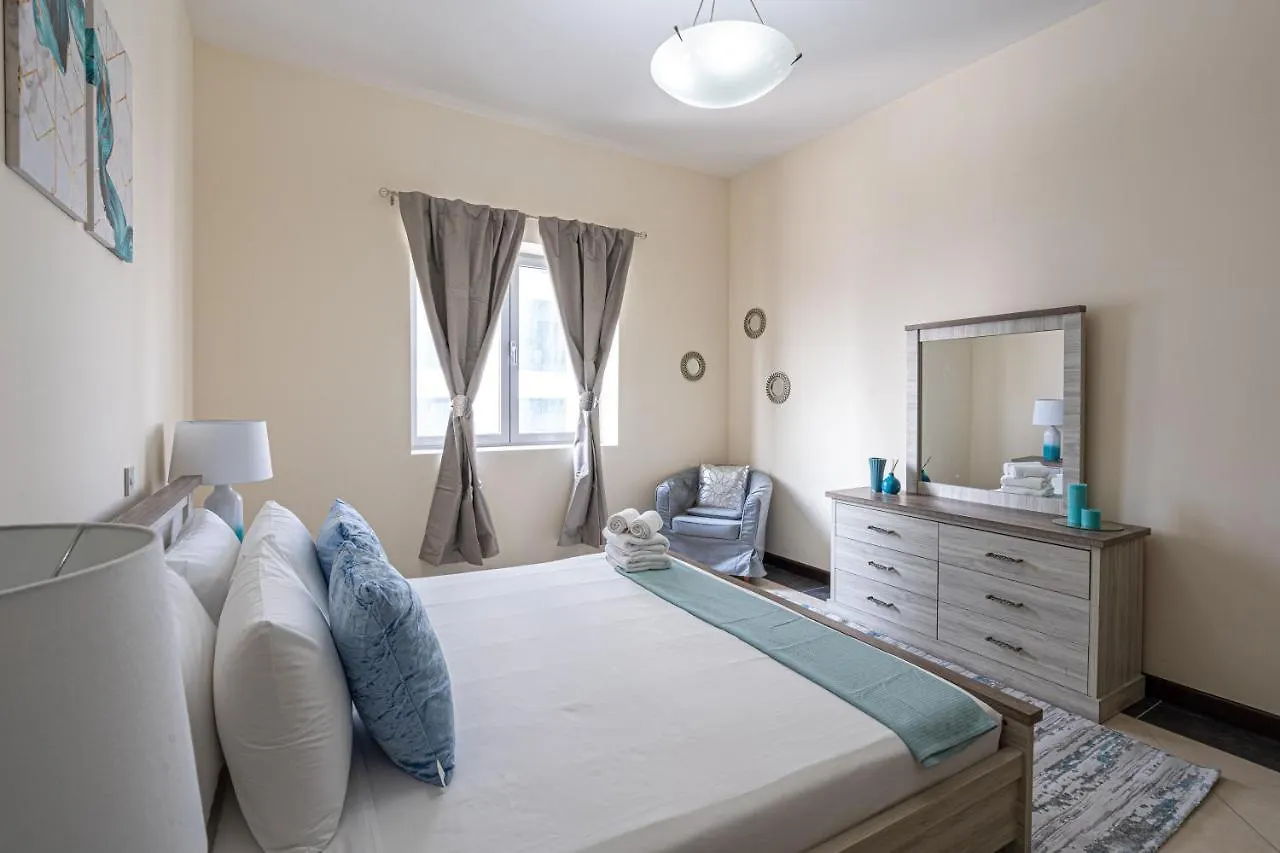 Higuests - Large Apt In The Heart Of Deira Near Clocktower Dubai 0*,