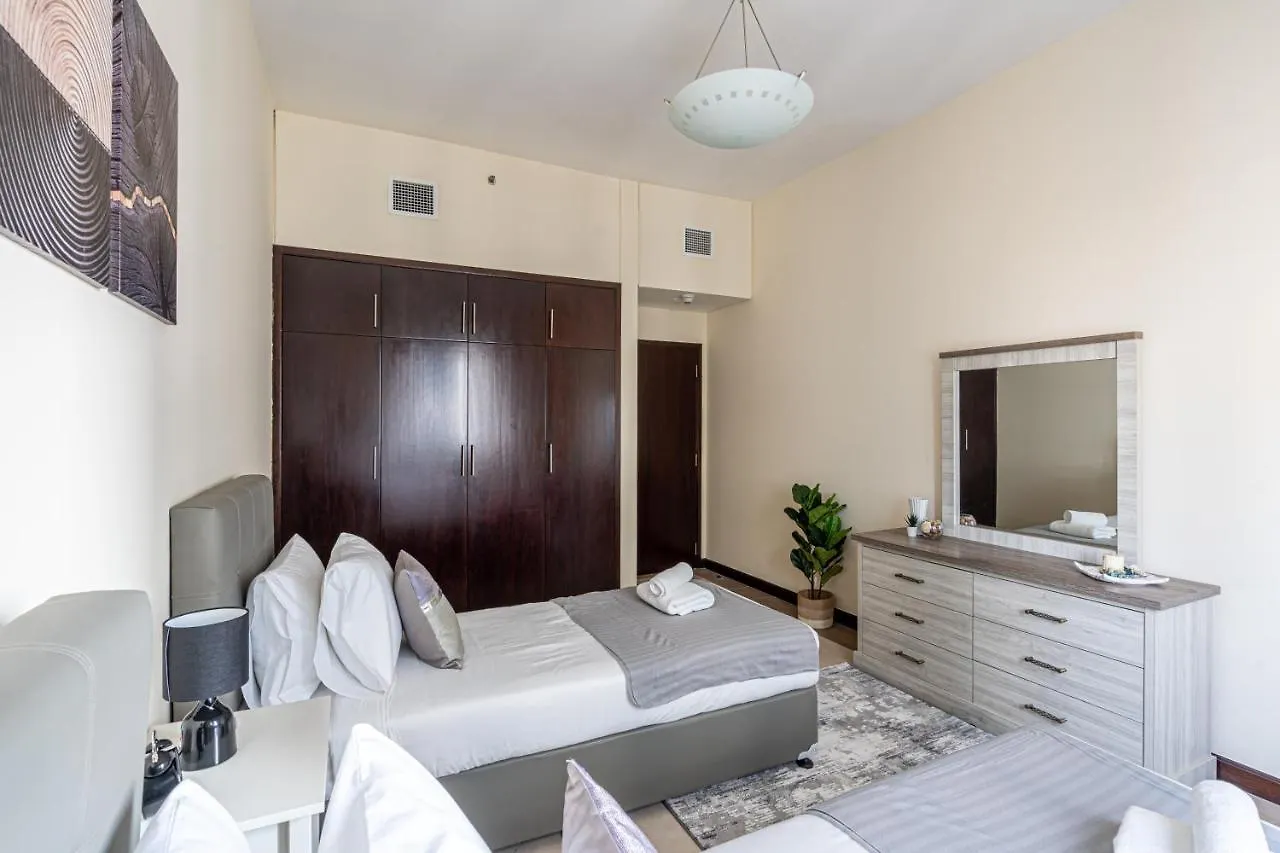 Higuests - Large Apt In The Heart Of Deira Near Clocktower Dubai Apartment