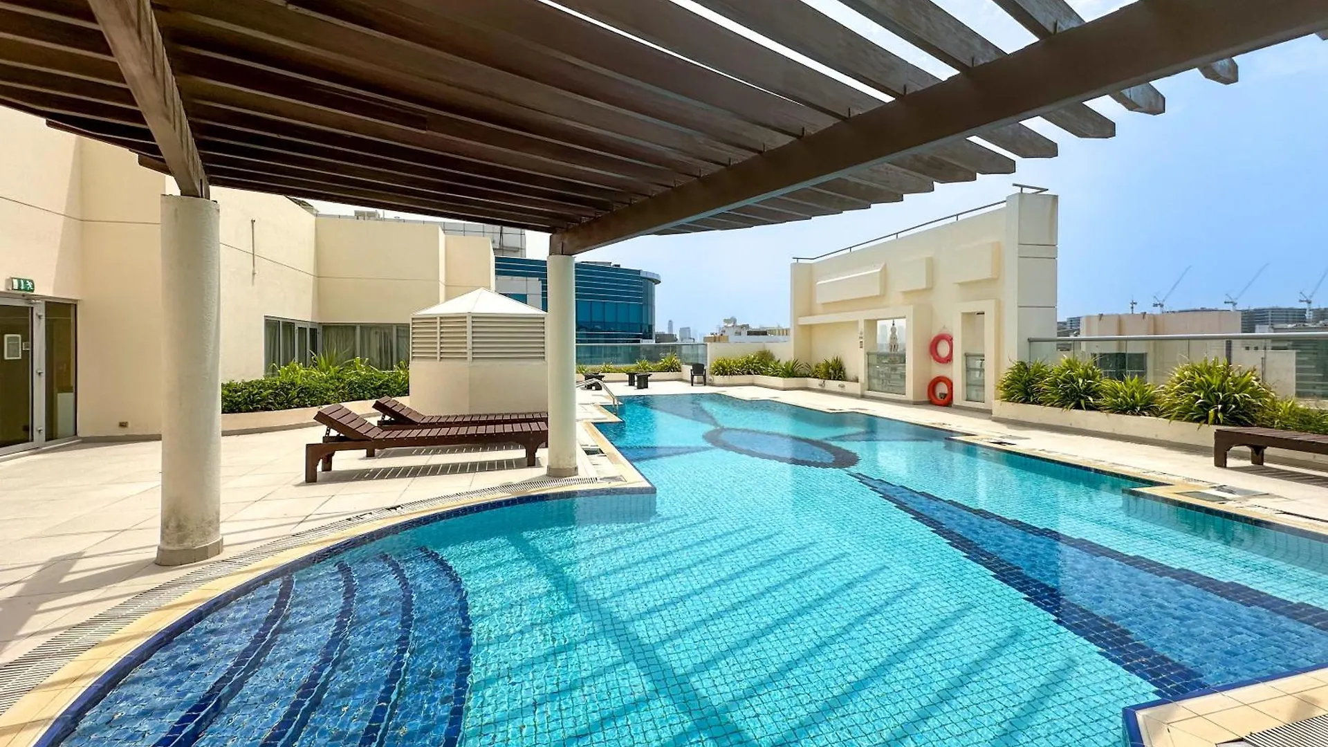 Apartment Higuests - Large Apt In The Heart Of Deira Near Clocktower Dubai United Arab Emirates
